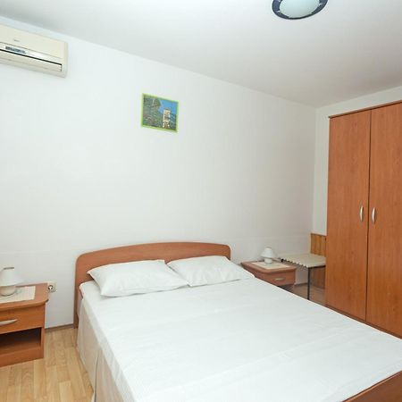 Apartments Dora Hvar Town Extérieur photo