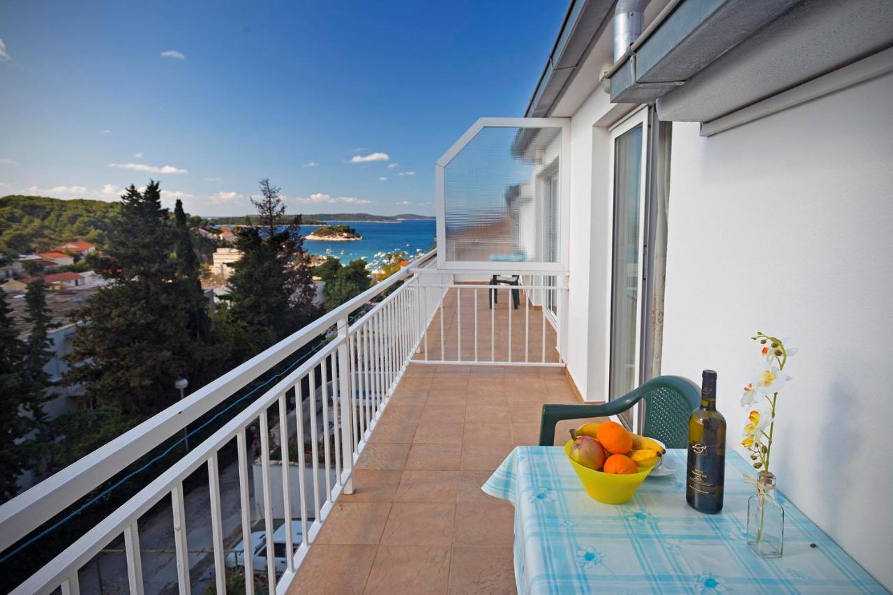 Apartments Dora Hvar Town Extérieur photo