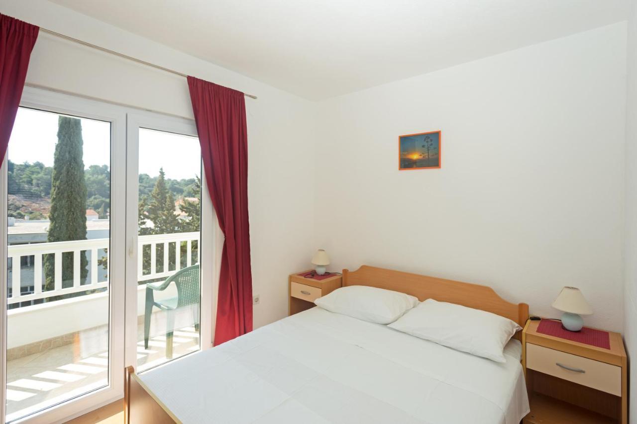 Apartments Dora Hvar Town Extérieur photo