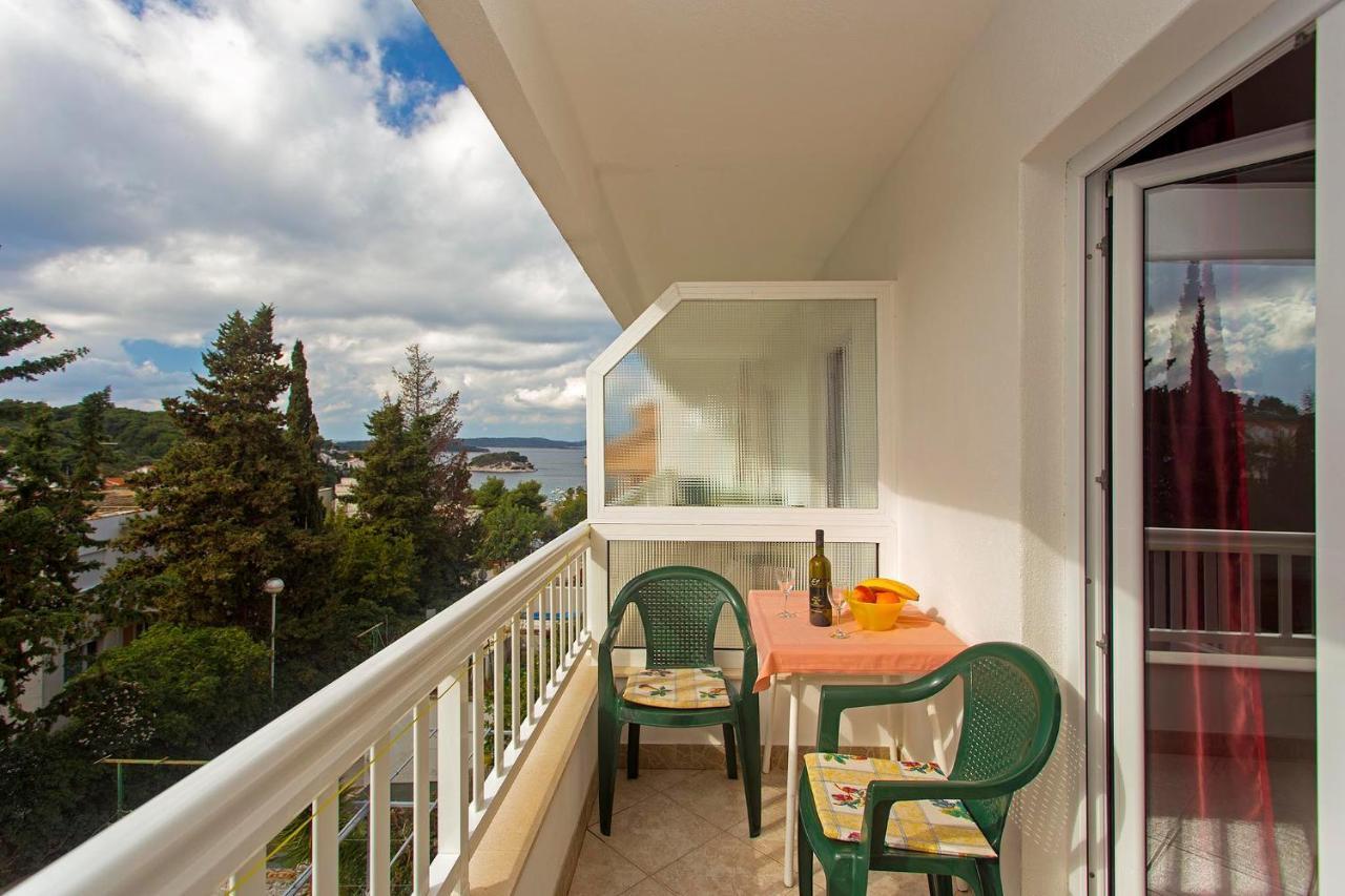 Apartments Dora Hvar Town Extérieur photo
