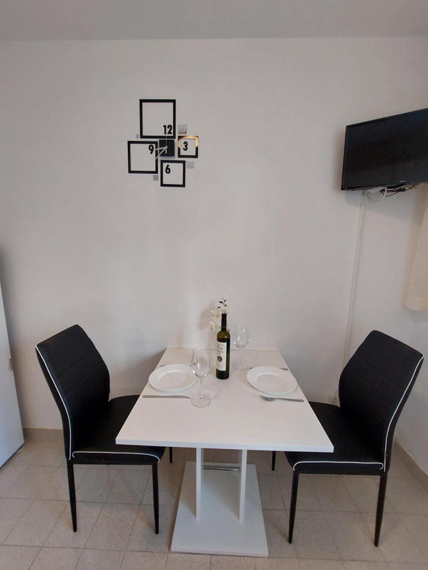 Apartments Dora Hvar Town Extérieur photo