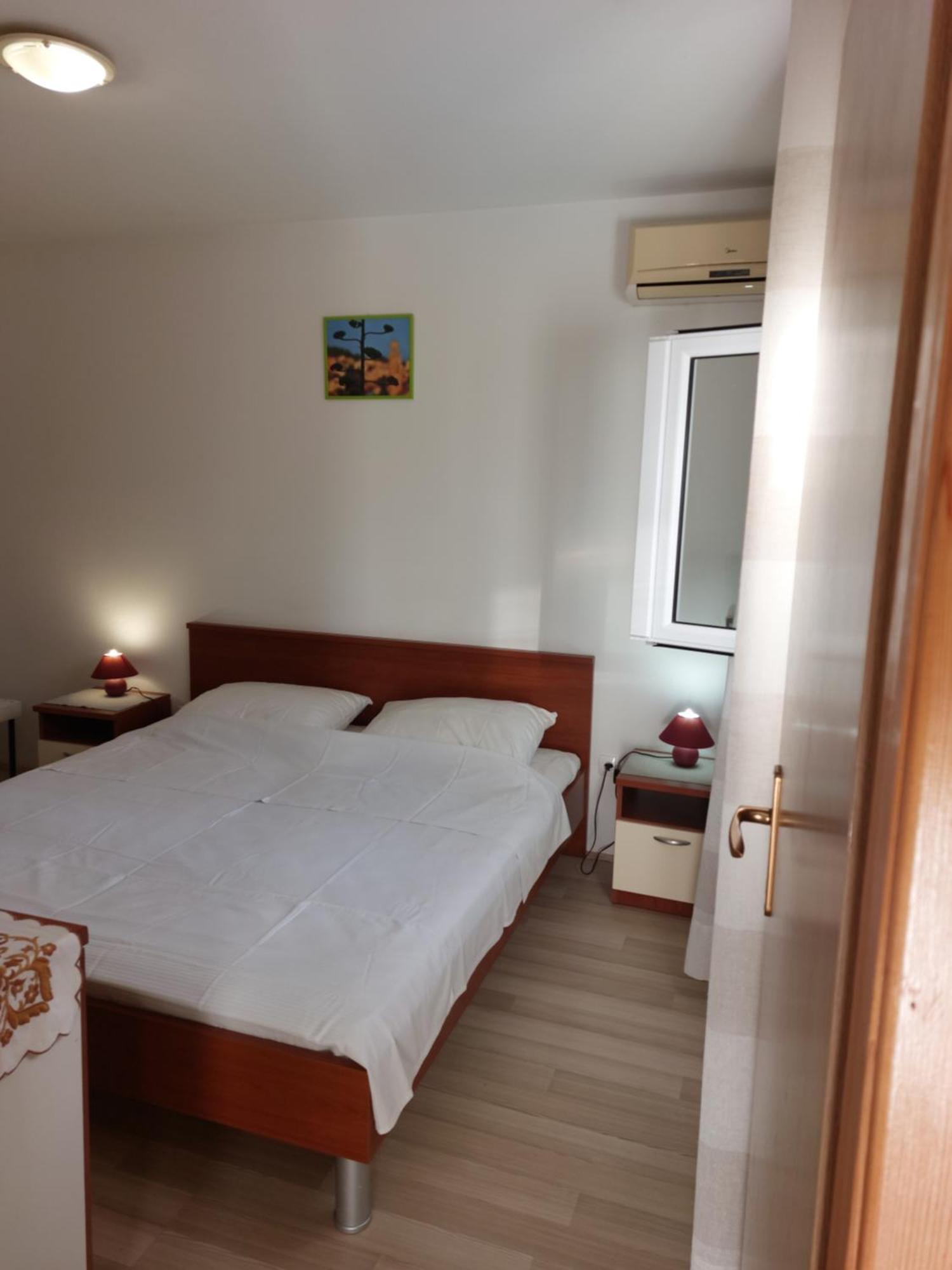 Apartments Dora Hvar Town Extérieur photo